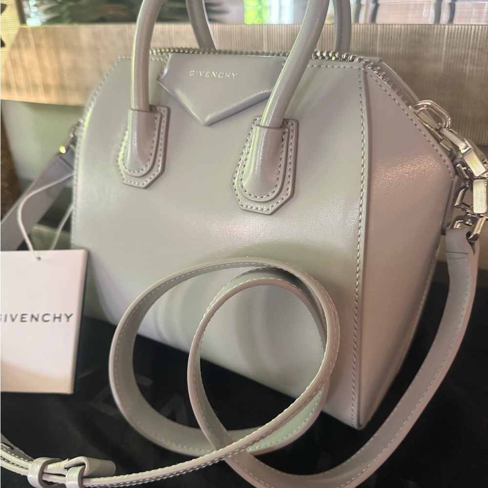 Givenchy Antigona Mini - Picture 12 of 14